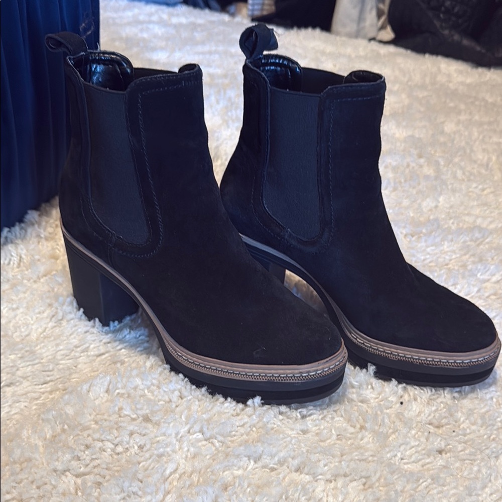 Steve Madden Black Suede Ankle Boots